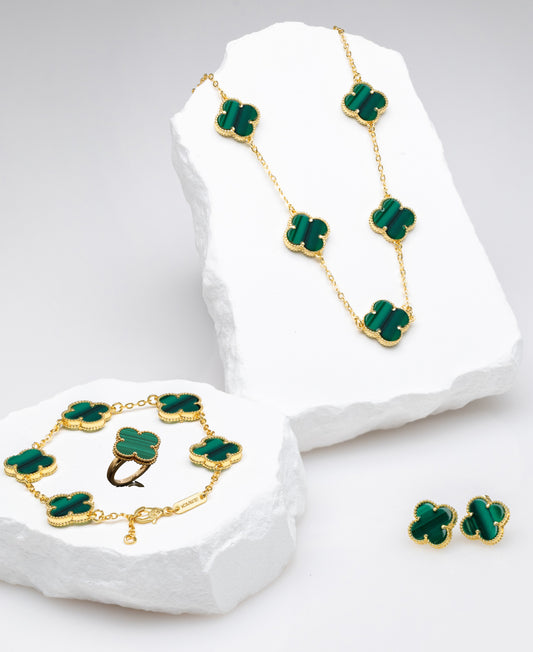 Set de Collar, Pulsera y Aretes Trebol Verde Liso VCAP12