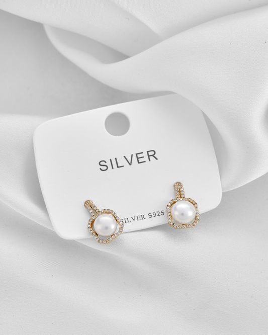 Aretes baño de oro cuadrado en circonitas y gran perla A29