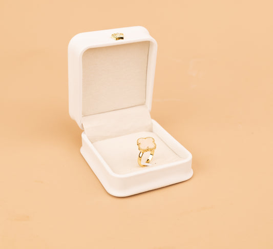 Caja para anillo o set, Reina en Leather blanco EMP20