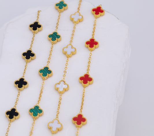 Sets (son 3 sets cada uno con cadena y pulsera ) Trébol Multicolor, Negro, Verde, Rojo y Blanco VCAP58