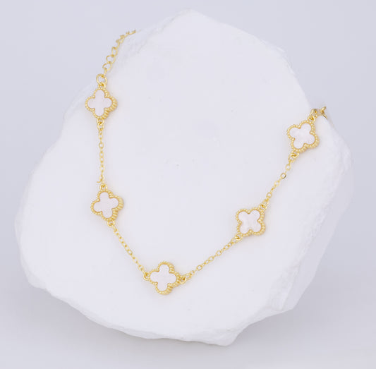Pulsera Mini Trebol Blanco VCP31
