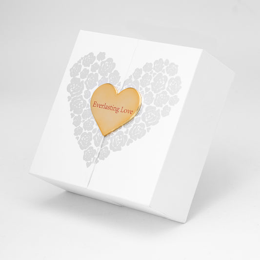 Empaque luxury mediano Blanco + Caja Rigida + Funda + Tarjeta Dedicatoria EM18