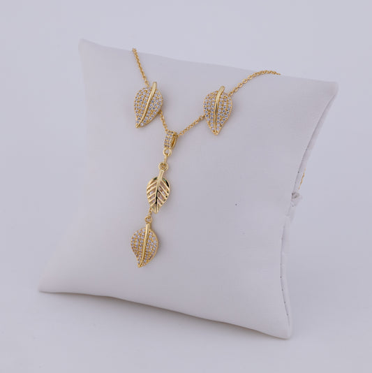 Set de Aretes y Cadena 4 Hojas Mágicas LATSE104