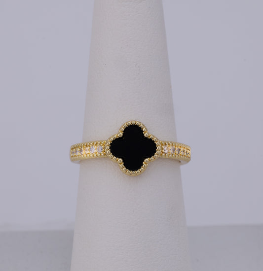 Anillo Trébol Negro Banda Texturizada VCAN27
