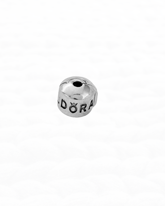 Broche Cápsula PLCH99
