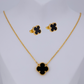 Set de Collar y Aretes Negros pequeños VCAP30
